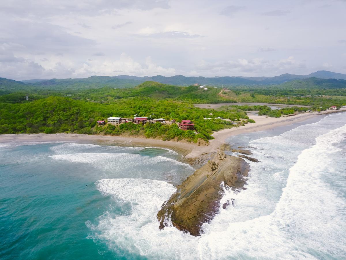 Magnific Rock - Surf Resort & Yoga Retreat Nicaragua Popoyo Bagian luar foto